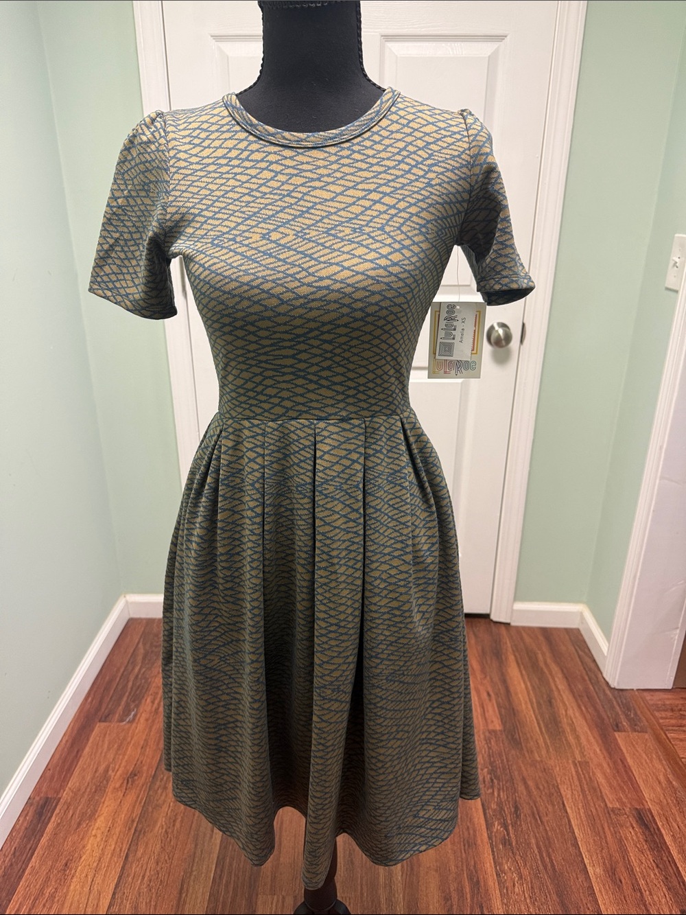 LuLaRoe Olive Green Textured Fit-and-Flare Midi Dress - Picture 2 of 6